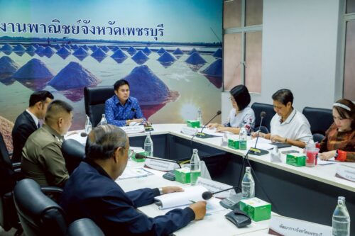 พม.เพชรบุรี จัดการประชุมคณะกรรมการคุ้มครองเด็กจังหวัดเพชรบุรี ครั้งที่ 2/2568